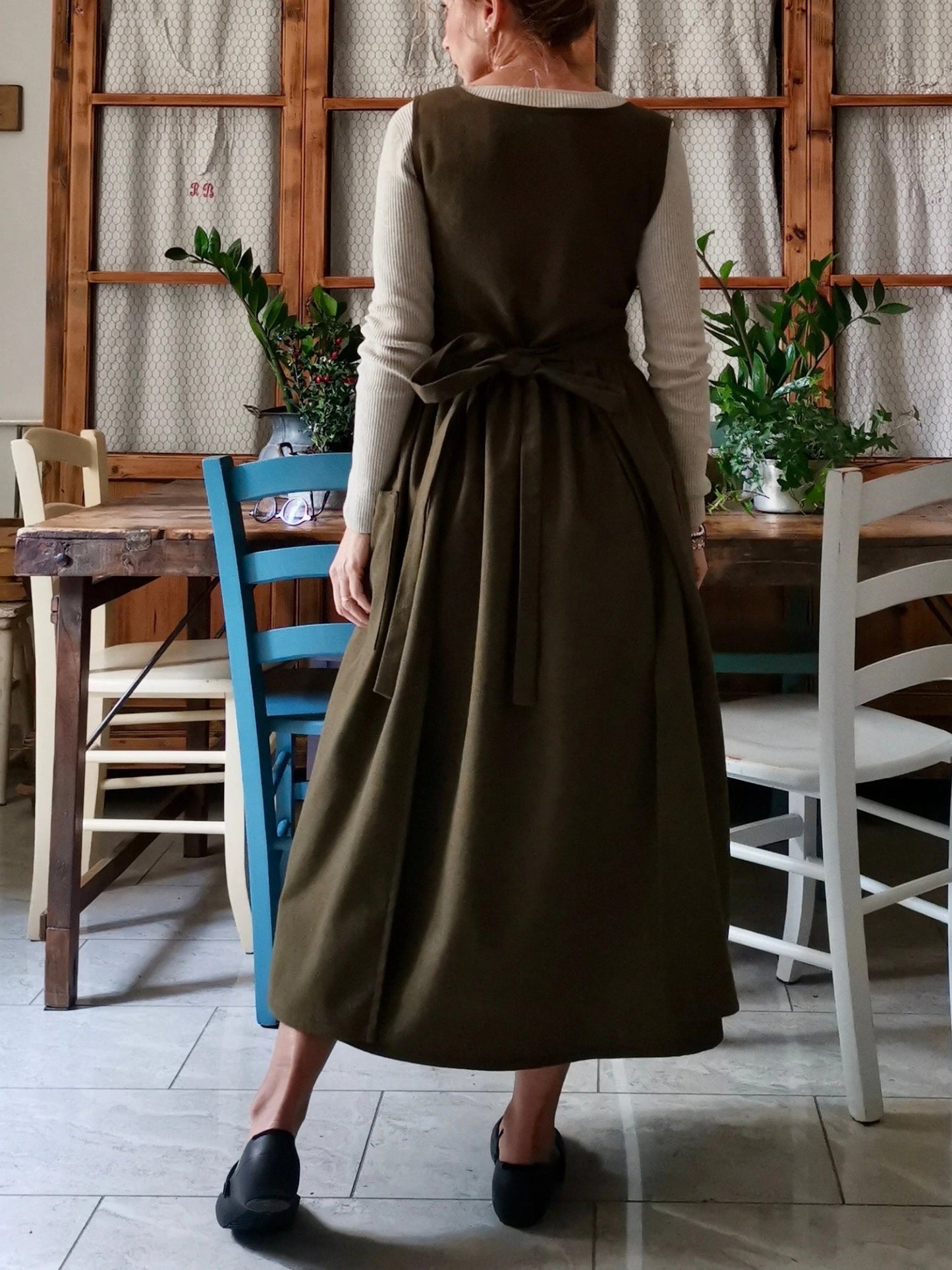 Vintage Dark Green Solid Long Apron & Dress (2-in-1)