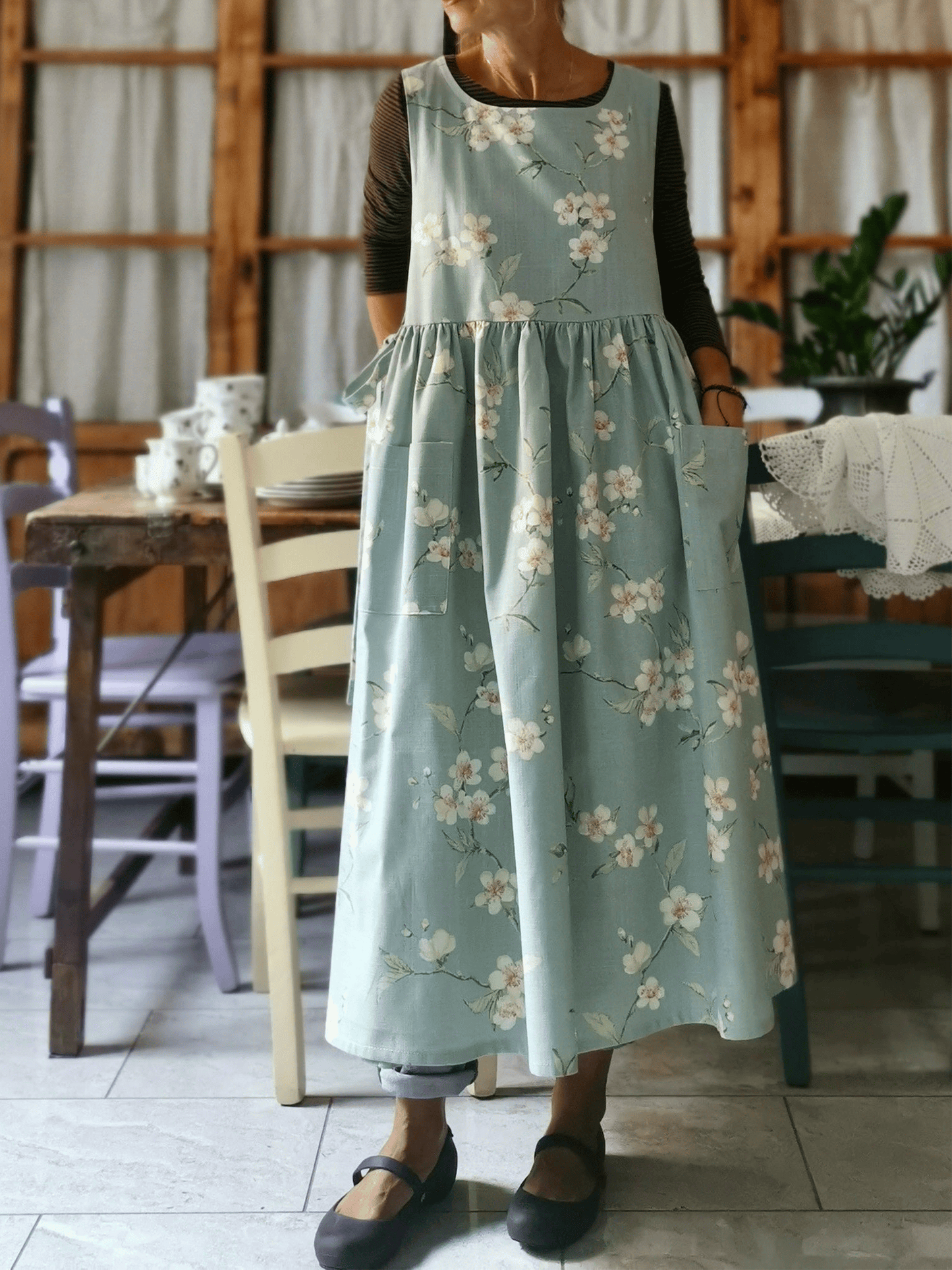 Vintage Light Mint Green White Blossom Branch Print Long Apron & Dress (2-in-1)