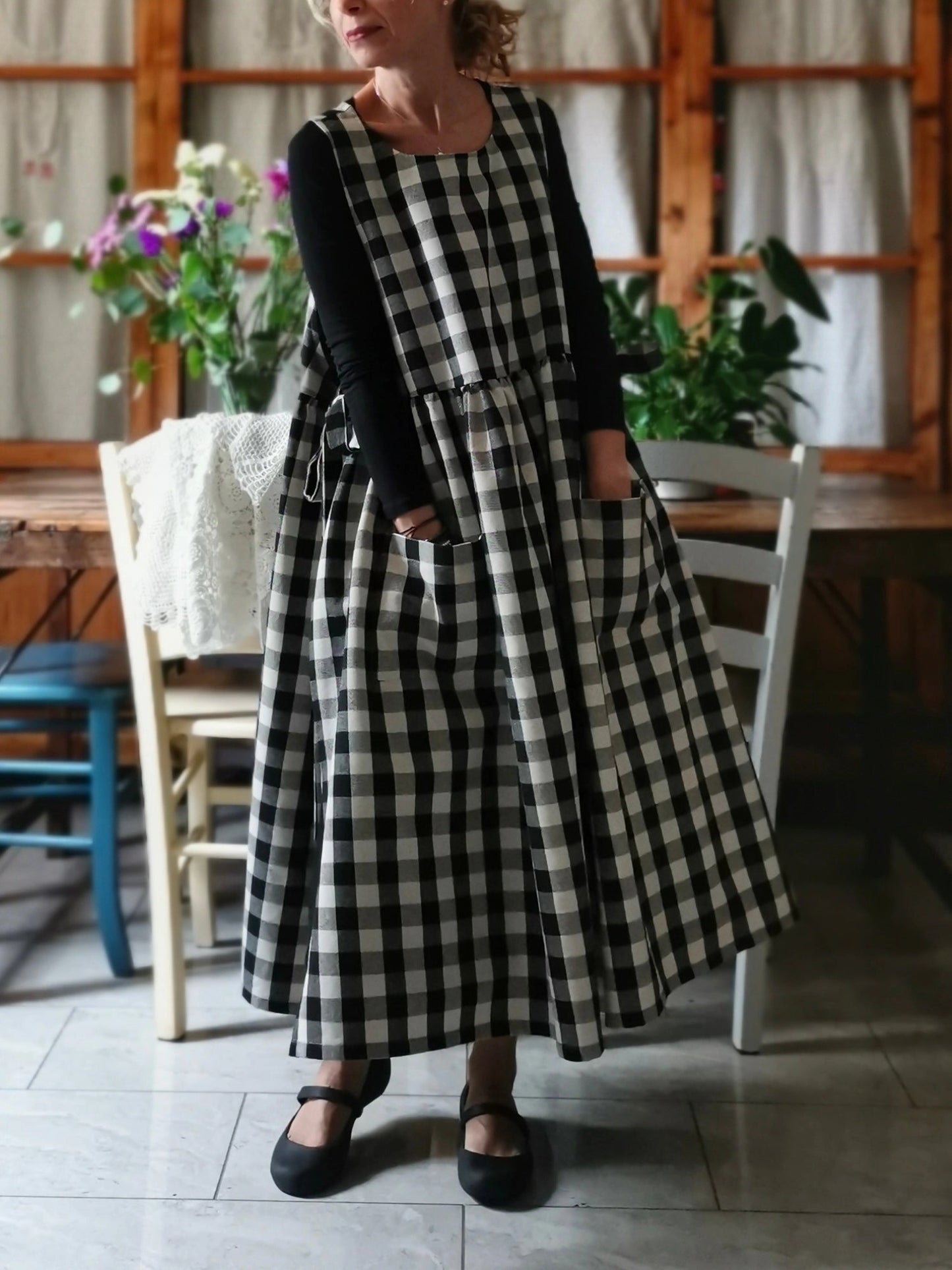Vintage Black & White Gingham Long Apron & Dress (2-in-1)