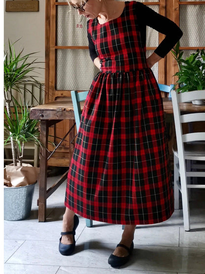 Vintage Red & Black Plaid Long Apron & Dress (2-in-1) with Large Pockets
